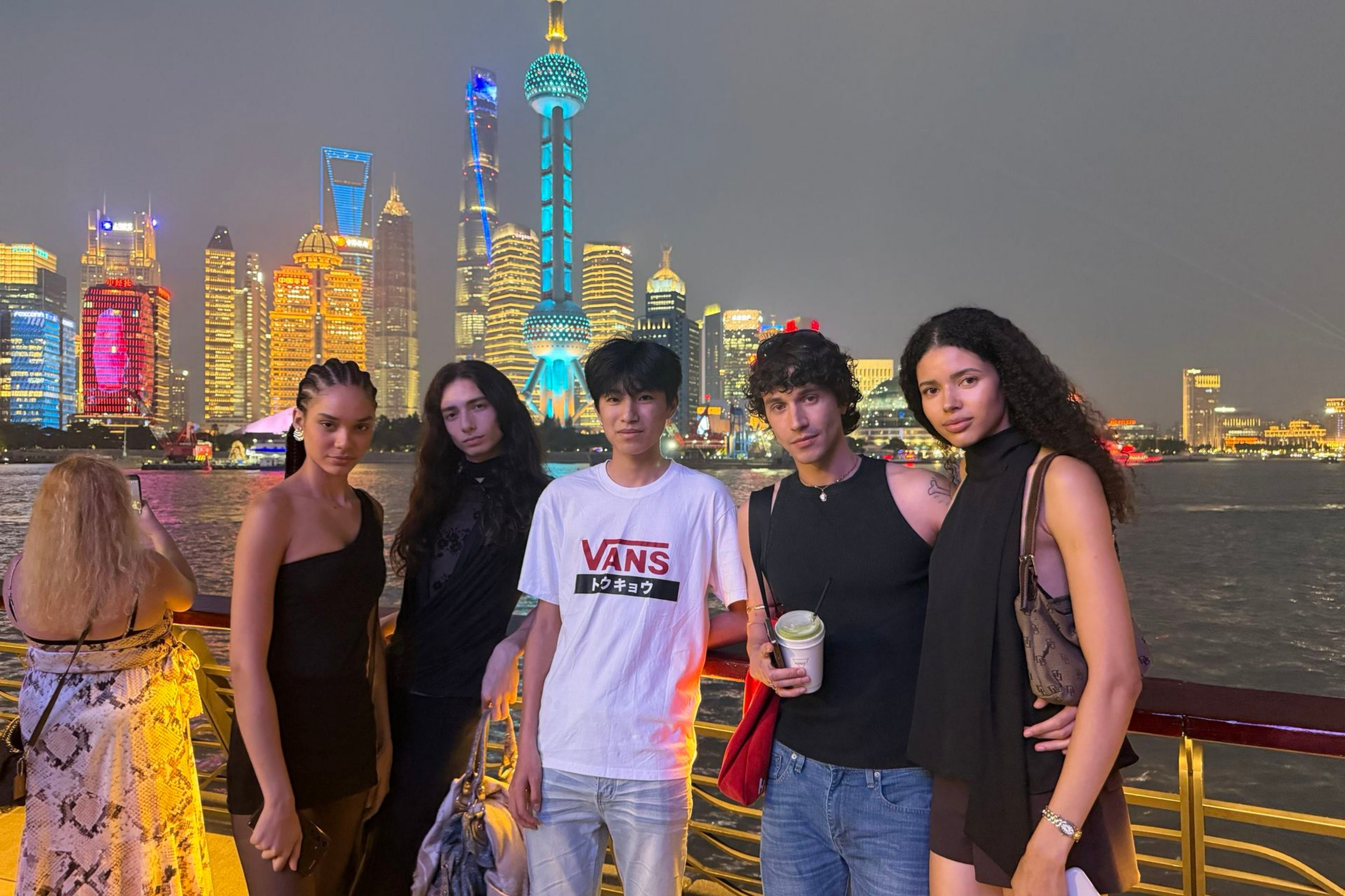 12D11N Chongqing+Zhangjiajie+Shanghai