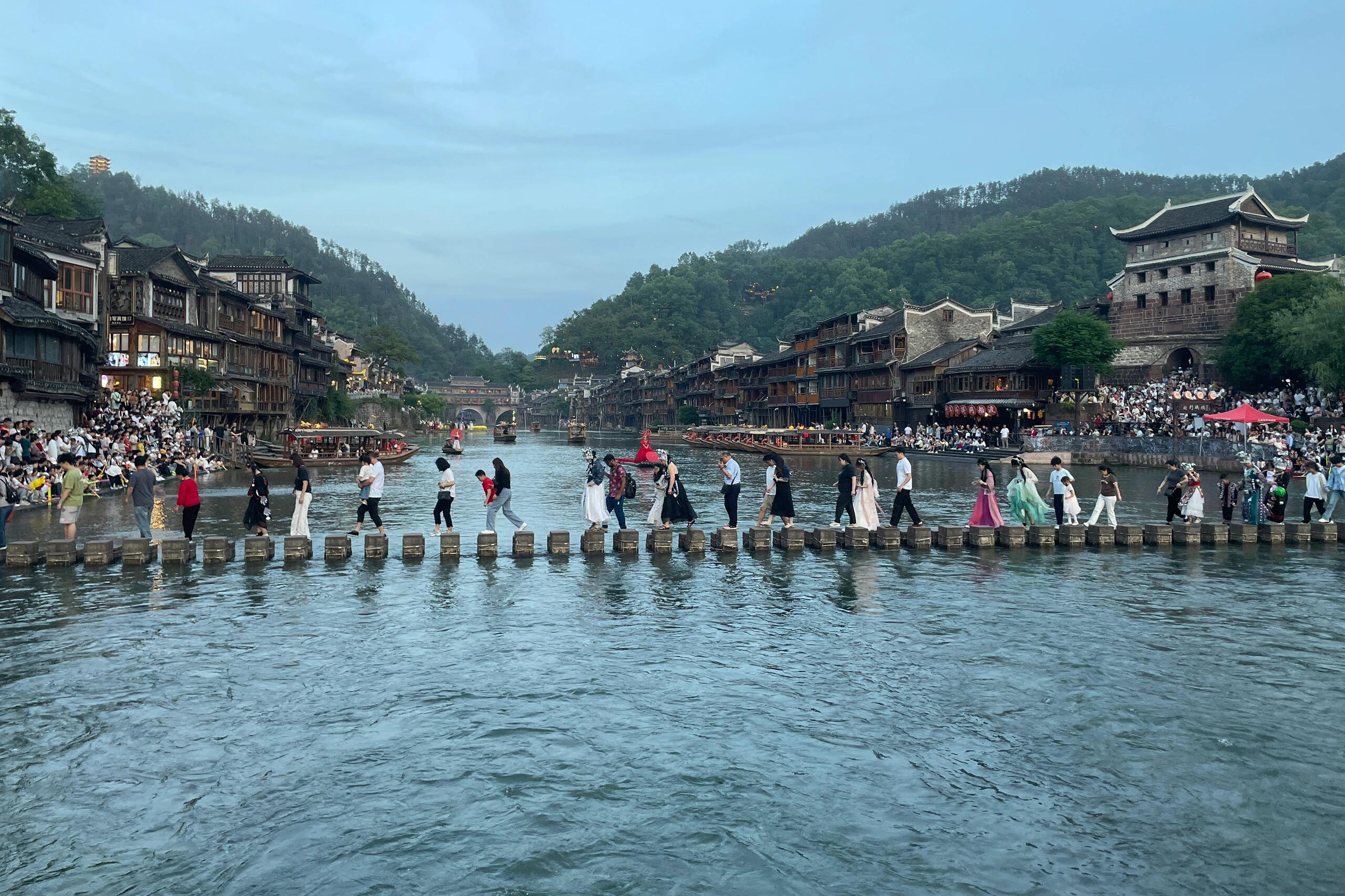 8D9N Zhangjiajie Chongqing